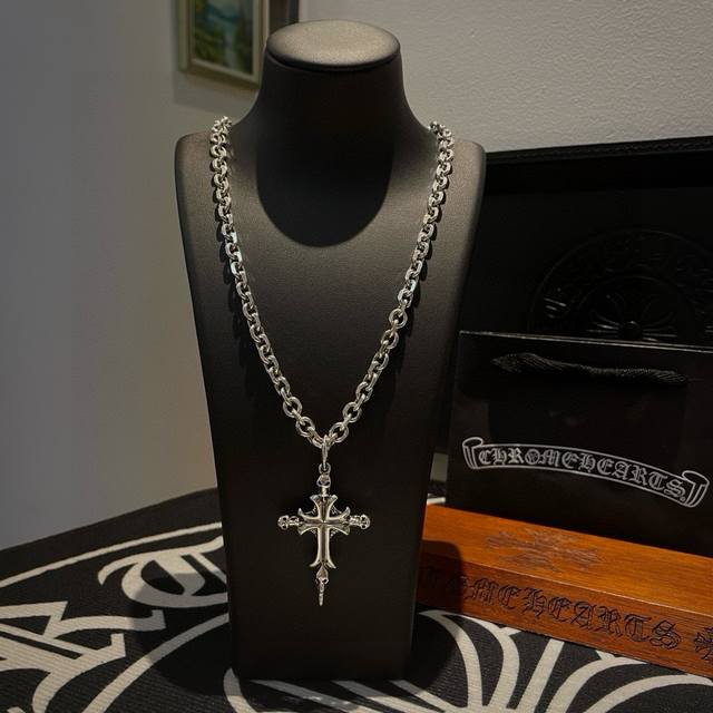 Batch of new counter quality Chrome Hearts classic retro necklace cross skull pe