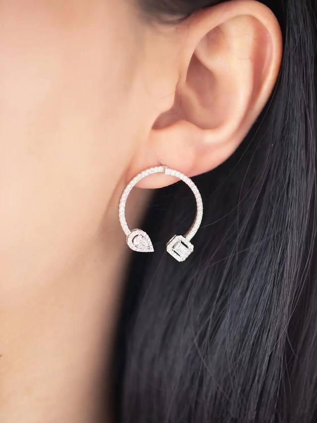 Mexica's circle rock sugar drop earrings, the most classic Move series, have a v