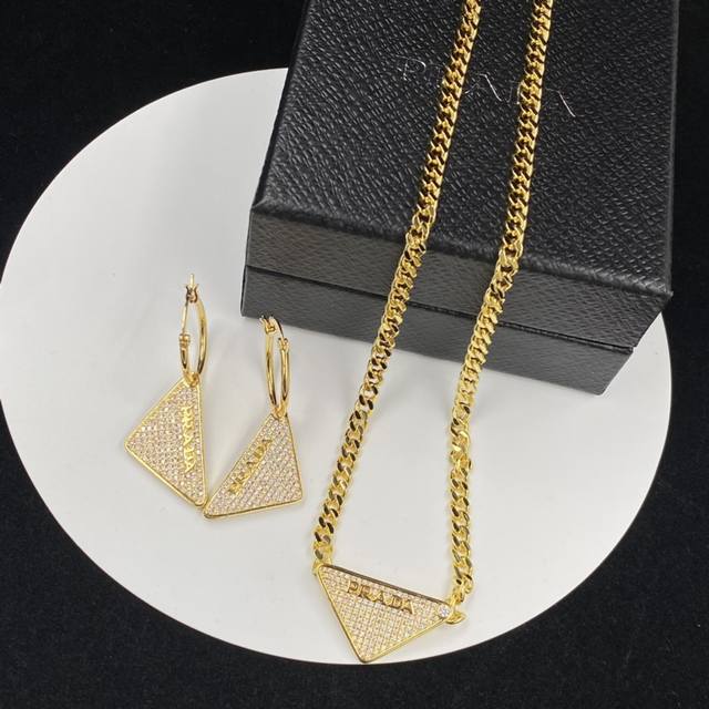 Prada set necklace earrings DDD