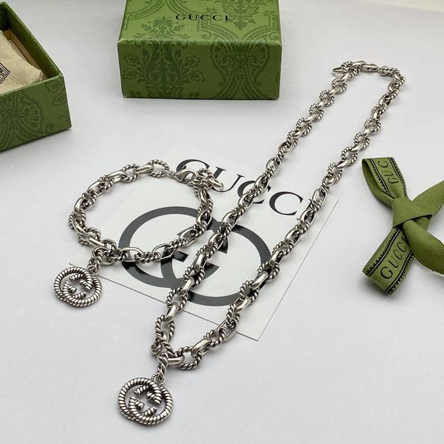 Gucci classic necklace set P bracelet 70 P DDD