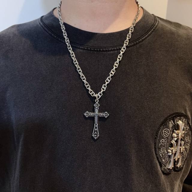 New counter quality Chrome Hearts classic retro letter necklace cross pendant wi