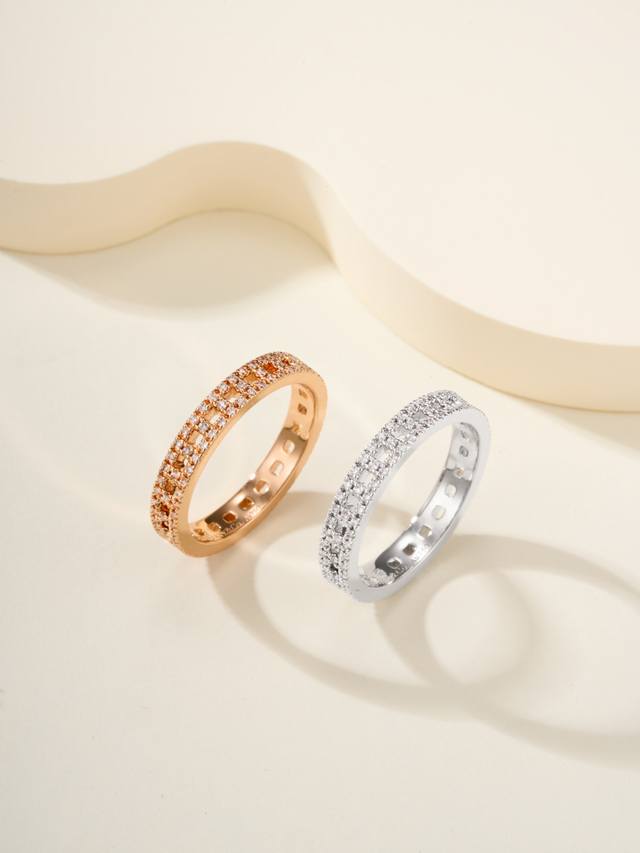 T True narrow 3.5mm full diamond T True series stacking ring size 5678. This Tru