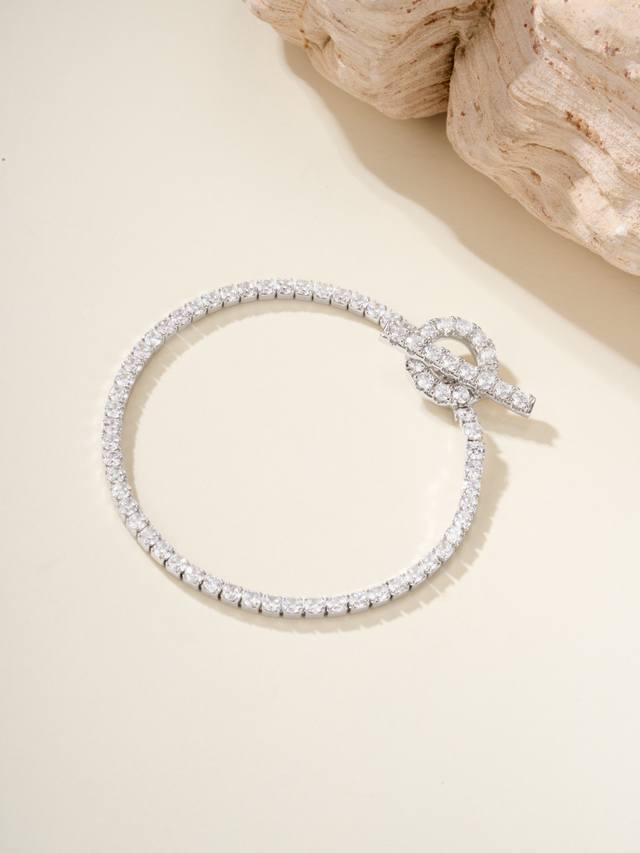Finesse bracelet size 16, 17 The Finesse bracelet I long for, full of diamonds a