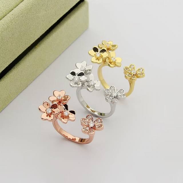 Vca Ring, Socrate Series Clover Ring, Flower Open Ring! Luxurious micro-inlay te