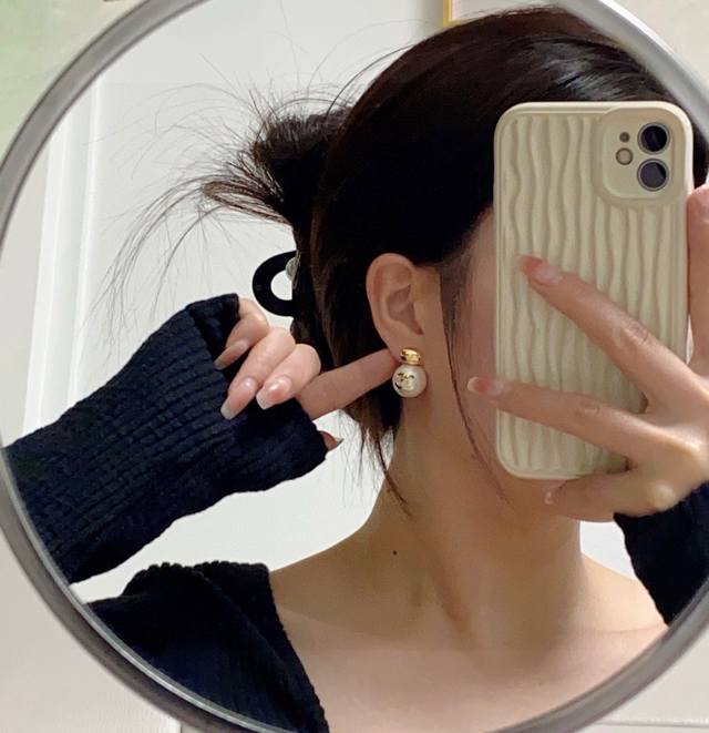 Chanel double C antique gold and spherical snowflake bubble pearl earrings are s