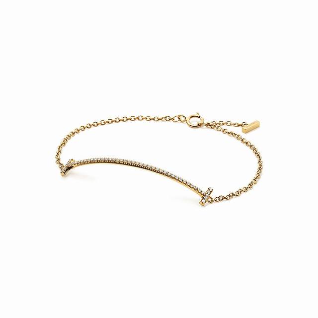 Tiff smile bracelet with diamonds. The smiley face is the most inspiring design.