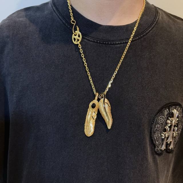 New arrival! Goro's Takahashi Goro gold feather necklace, premium edition. Look