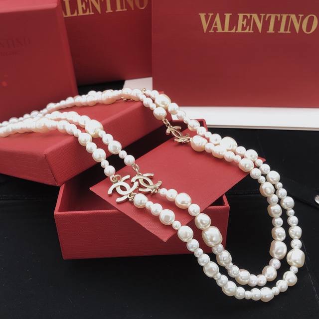 No.Xxl0847 Ch*Nel latest irregular pearl sweater chain consistent Zp brass mater