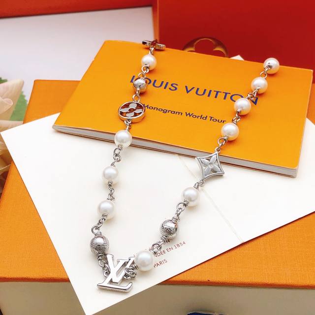 No.Lxl0239 Lv*Latest silver pearl necklace consistent Zp brass material DDD