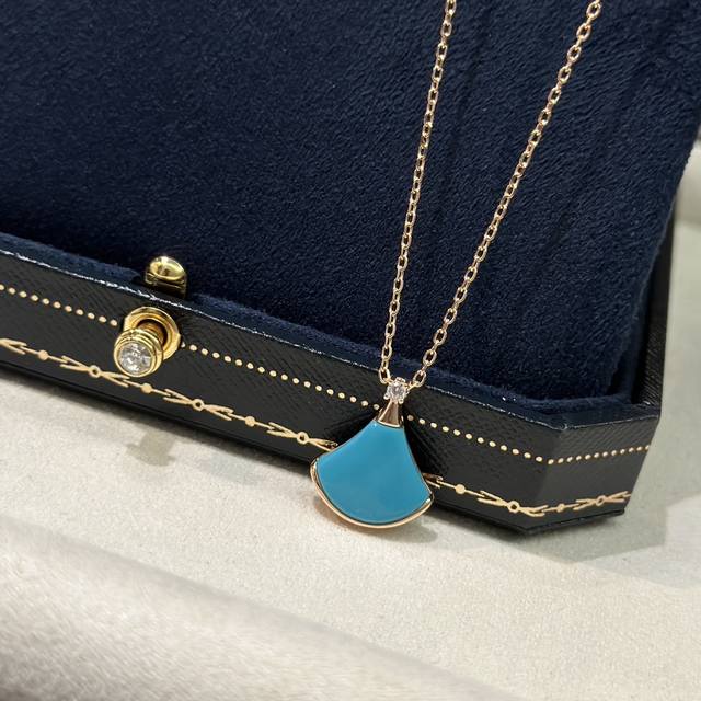 Xx649 Bv's Diva series blue turquoise small skirt necklace fan-shaped classic st
