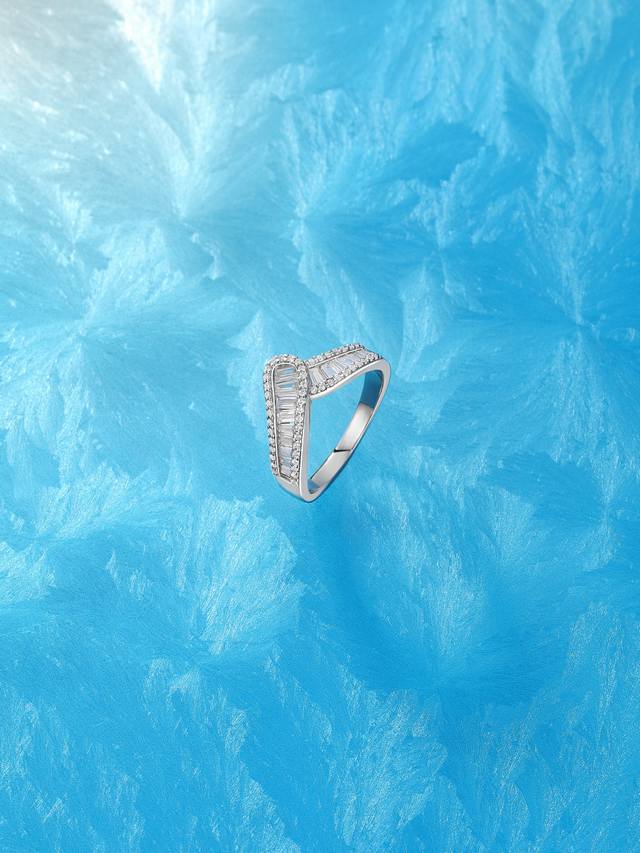 208670 We offer the Brilliant Galaxy Ring, available in custom-made versions wit