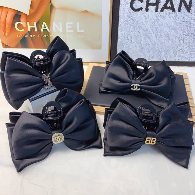 Chanel Ysl Saint Laurent Balenciaga hairpin Satin bow logo clip temperament vers