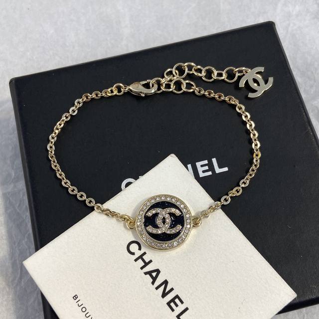 Gxs940 Ch Nel incense round edge diamond enamel bracelet DDD