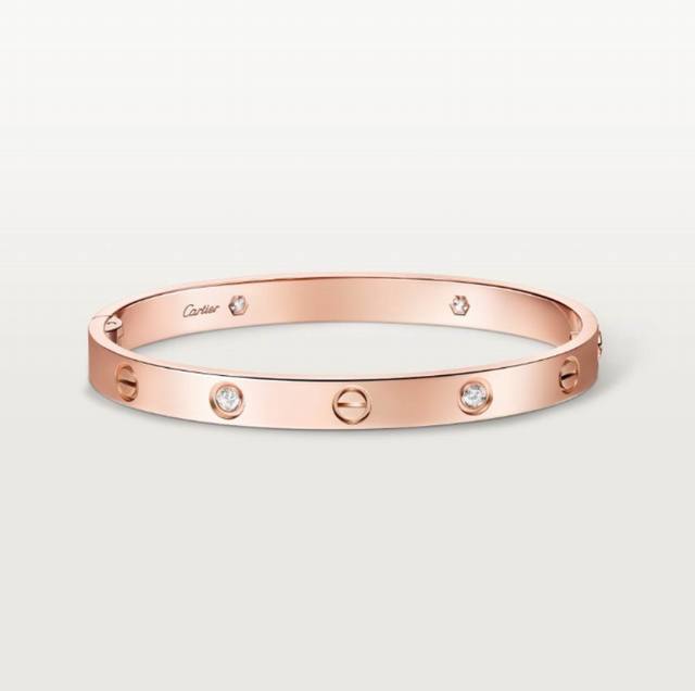 2025 new version~The new version of Cartier Love wide four-diamond bracelet is a