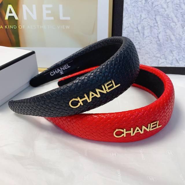 Chanel Xiaoxiang Chanel headband braided leather titanium steel logo European an