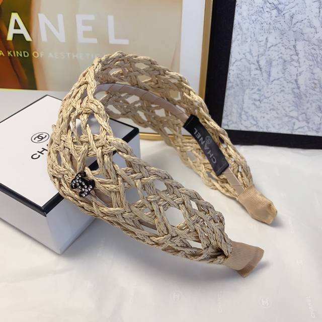 Chanel Xiaoxiang Chanel headband straw diamond logo light luxury fashion style h