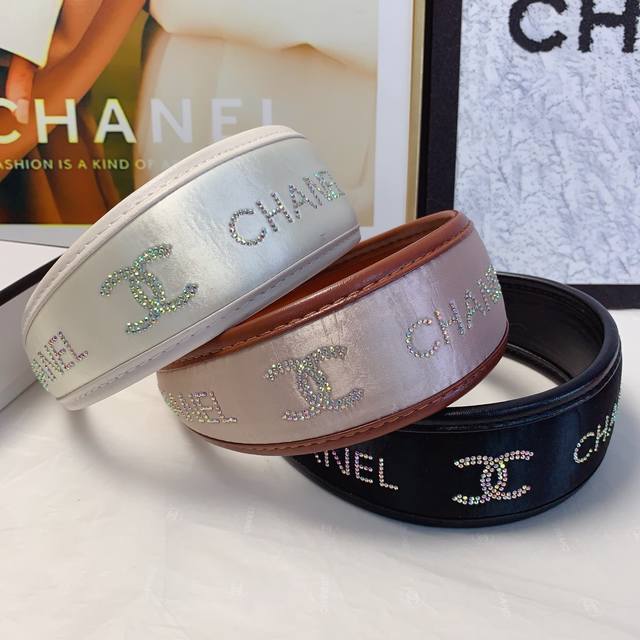 Chanel Xiaoxiang Chanel headband wide version hot diamond light luxury fashion s