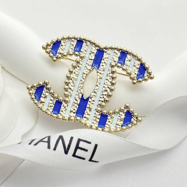 Code A644 0257820 Chanel brooch hot-selling model hit the new consistent Zp Cha