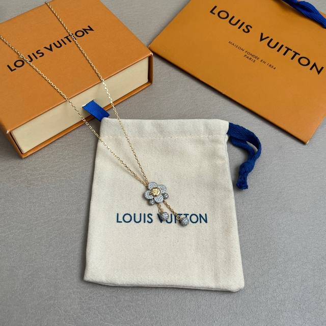 Lv necklace original custom-made, every detail is comparable to the counter genu