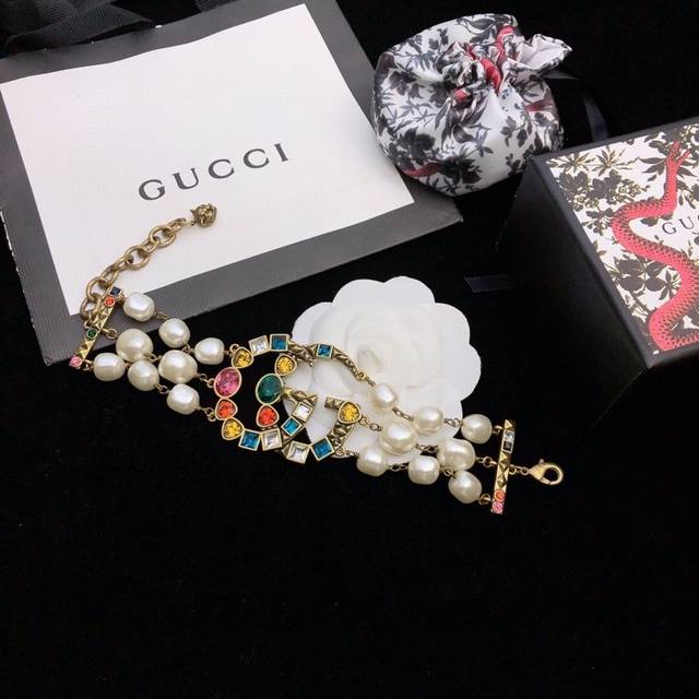 New product Gucci bracelet New style In stock and out of stock at any time Retr
