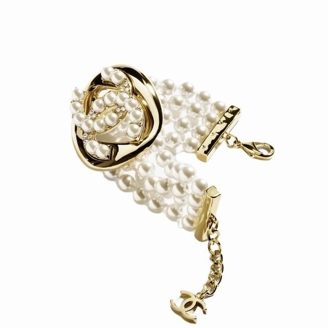 Chanel luxury series bracelet, ultra-luxurious and sensual design, made entirely