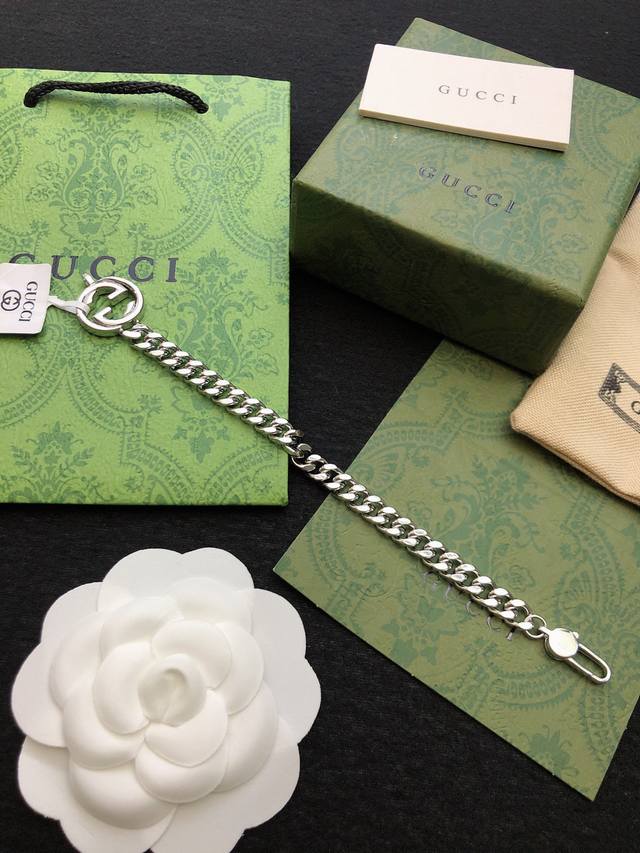 Latest luxury bracelet, exclusive high-quality Gucci bracelet, the latest classi