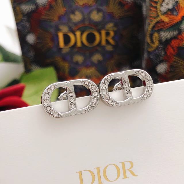 No.Ded0091 Dio*Latest mini CD earrings consistent with the Z batch brass materia