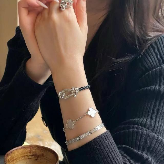 batch New product launch! Fred Fidden offers high-quality nylon bracelets in un