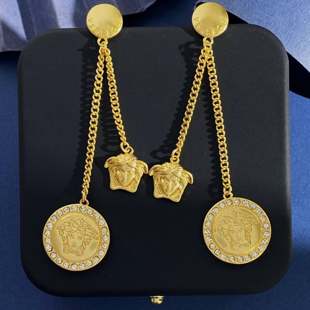 Vs94 Versace European and American retro fashion long chain beauty portrait inla
