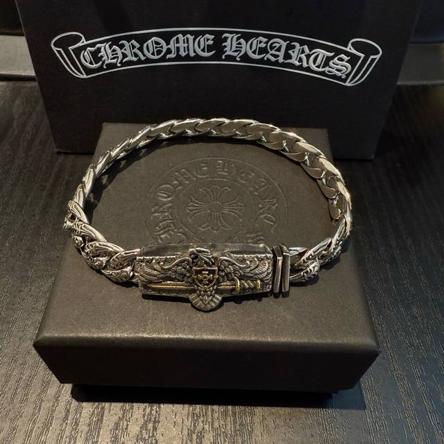 New counter quality Chrome Hearts Chrome Hearts retro distressed bracelet with c