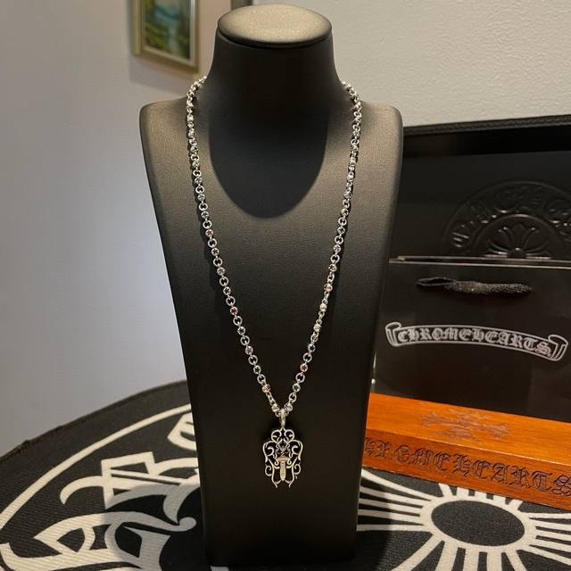 New counter quality Chrome Hearts classic retro necklace vine sword pendant with
