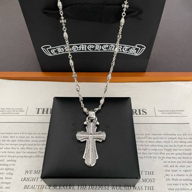 New counter quality Chrome Hearts classic retro multi-element necklace with a cr