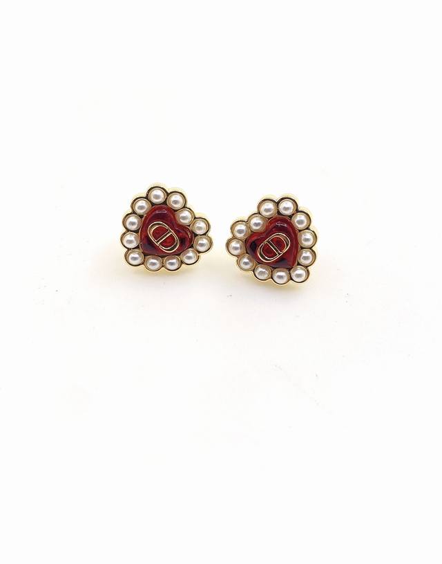 Daor latest red heart earrings consistent with the Z batch brass material DDD