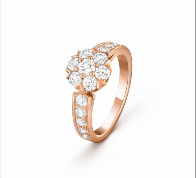 Van Cleef & Arpels Vca gold floral ring, Van Cleef & Arpels cherishes the theme