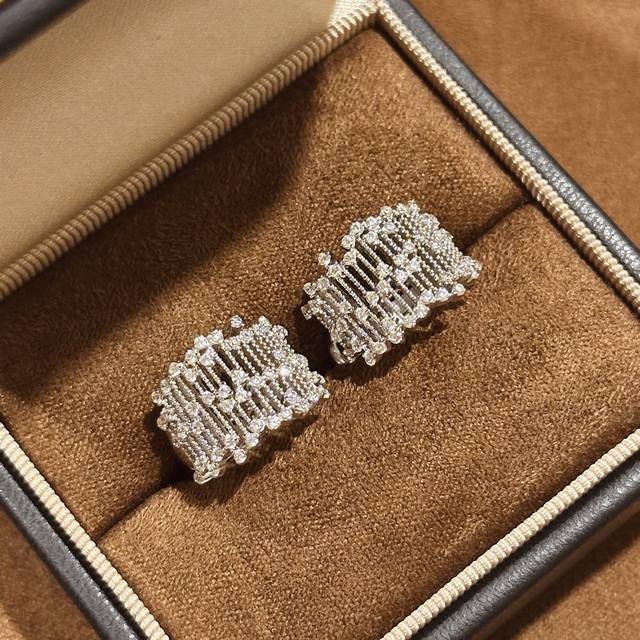 A6658 Independent designer medieval style starry diamond lace earrings for women