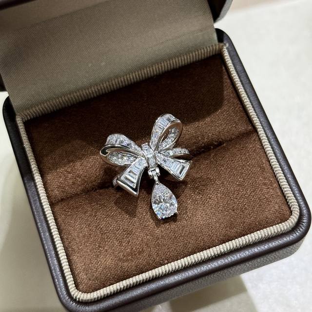 A6631 Graff Bow Teardrop Diamond Necklace: Elegant yet sweet. Made of S925 sterl