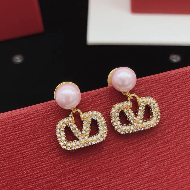 No. Ved0218 Valenti*O latest pink pearl pendant V consistent Zp brass material D