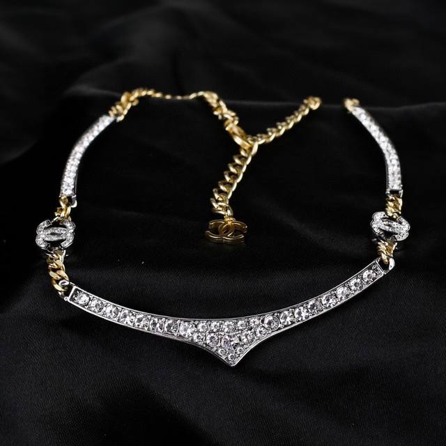 Chanel's new necklace is now available at the counter. Double C necklace is exq