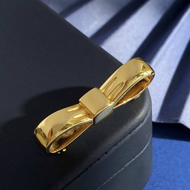 Prada Prada style Ins fashion Korean version all-match temperament gold glossy b