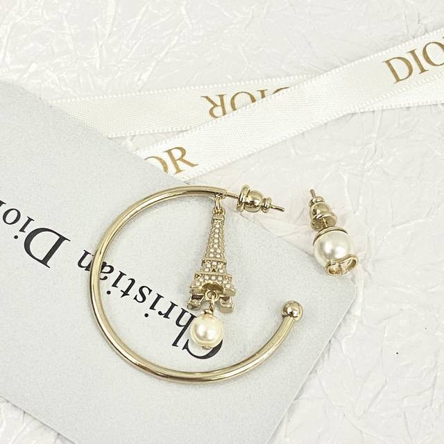 Code E2378 Dior earrings are a hot seller and a new arrival. Dior Ab-style Eiff