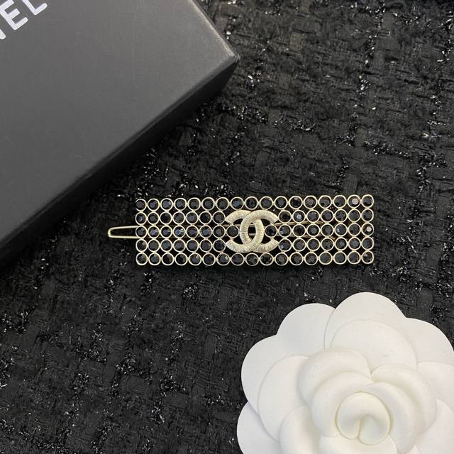 Code H512 Chanel hairpin hot sale hot new arrival Chan 23 five-row hollow black