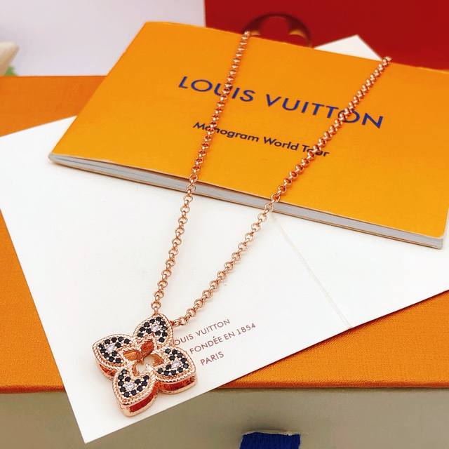 No. Lxl0215 Lv*Latest rose gold black diamond necklace consistent Zp brass mater