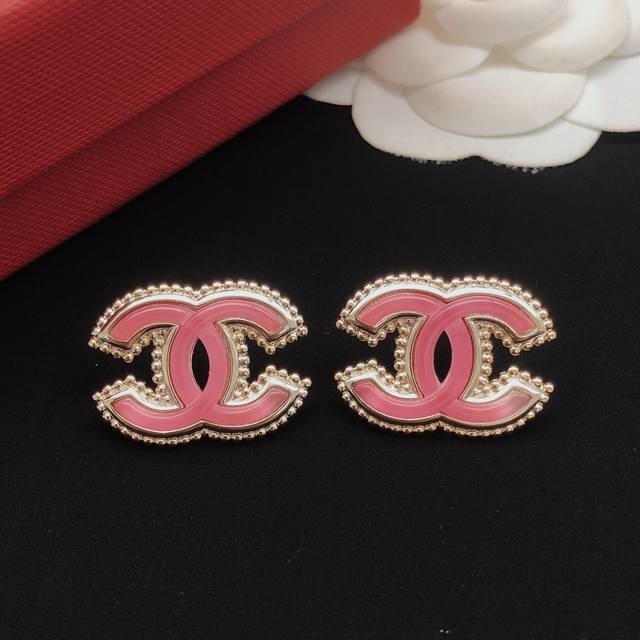No.Xed0063 Ch*Nel latest pink double C earrings consistent Zp brass material DDD