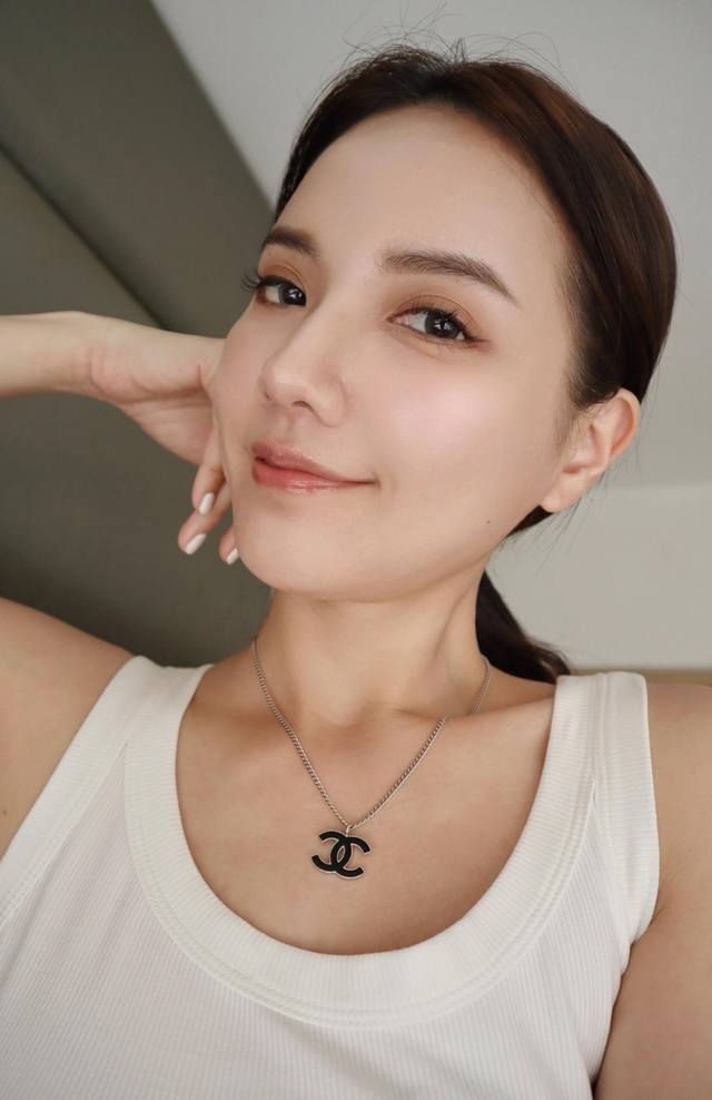 We produce a large number of inquiries. Customers must buy a popular necklace! C