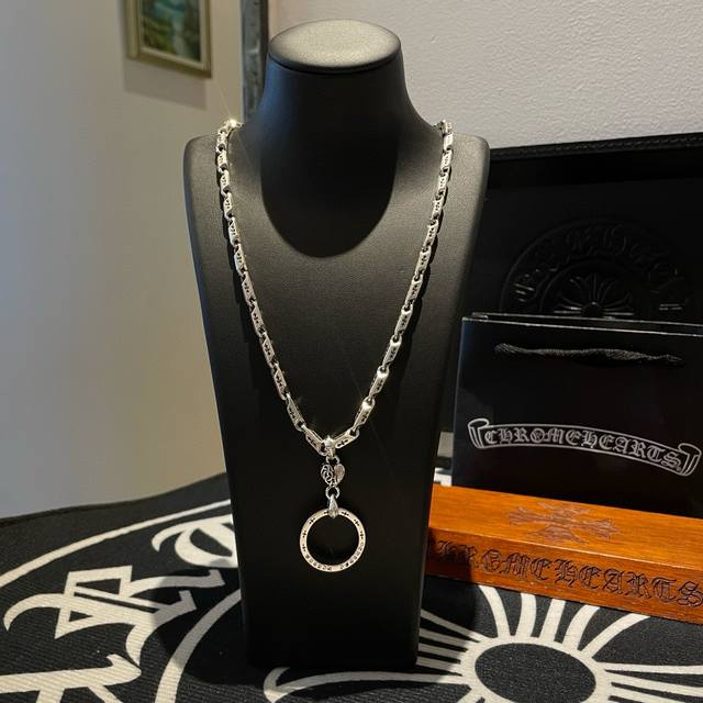 New counter quality Chrome Hearts classic retro cross necklace vine heart ring p