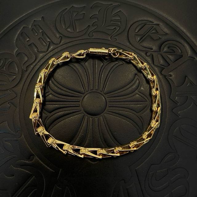 New counter quality Chrome Hearts classic gold retro cross bracelet with concave