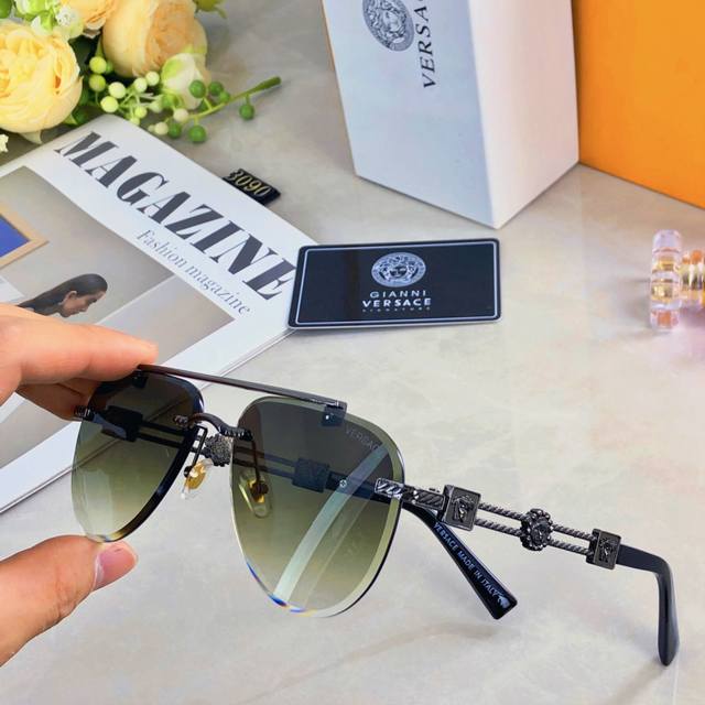 Versac* metal frog mirror sunglasses travel sun visor sunglasses men and women a