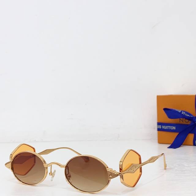 Louis Vuitto*ZU Size: 50 ports 24-145