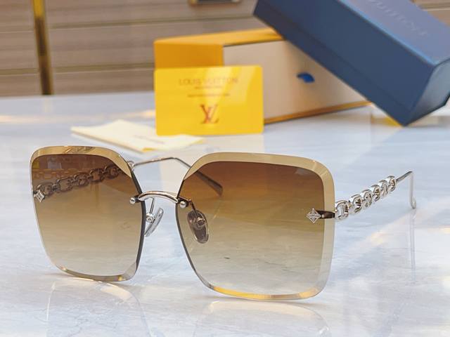 Louis Vuitto* New Sunglasses, Model: Z2162U, Size: 61cm 15-140