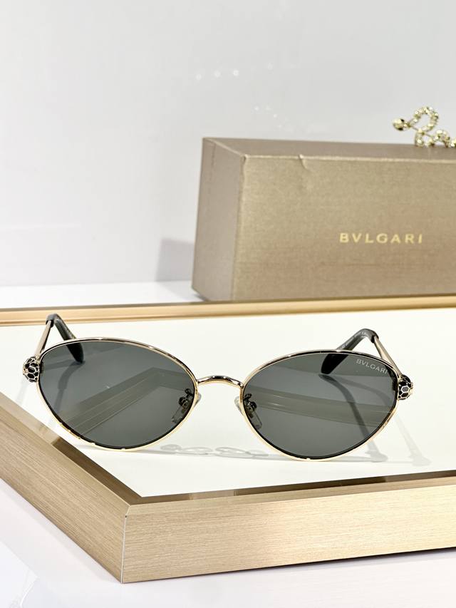 Bvlgari Mod:Bv40081I Size:58 ports 16 140